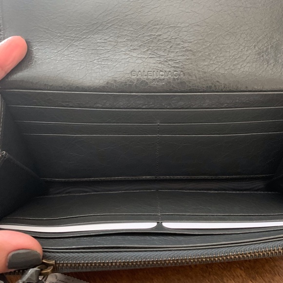 ❌SOLD❌ Balenciaga Classic Money Wallet, Gray - Picture 5 of 8